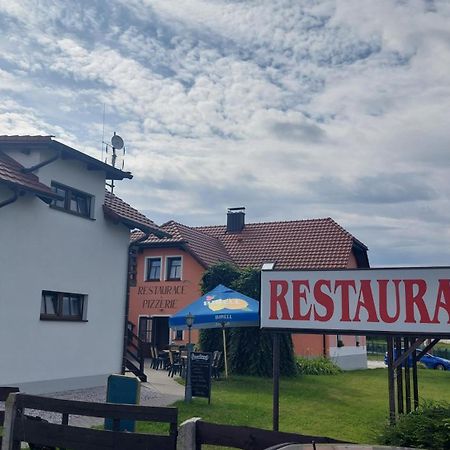 Penzion A Restaurace U Strnada Klatovy Eksteriør billede