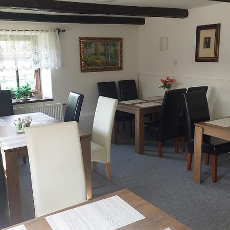 Penzion A Restaurace U Strnada Klatovy Eksteriør billede
